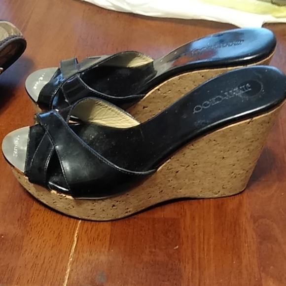 Jimmy Choo - Picture 2 of 3